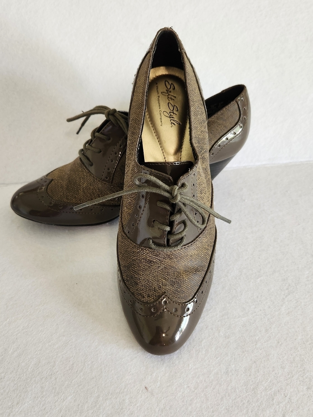 Hush Puppies Olive Patent & Textile Lace-Up Heels Size 8 Roaring 20s Vibes